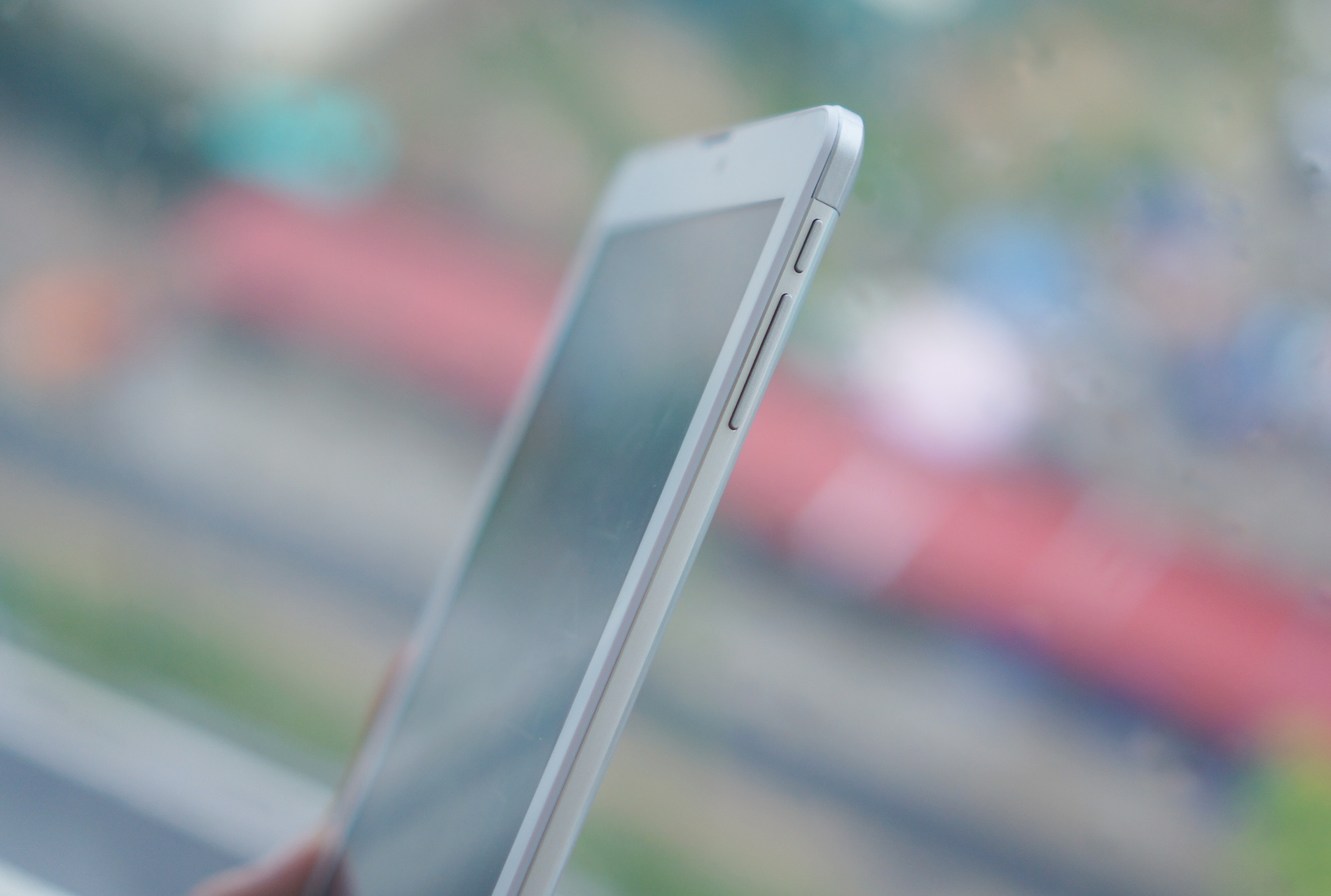 Masstel Tab 825 gia 2, 5 trieu anh 2