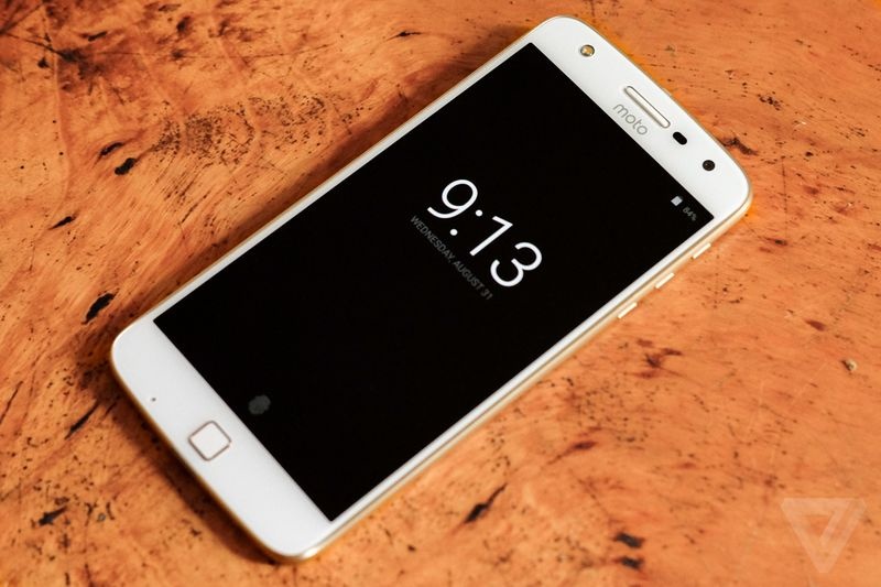 Moto Z Play ra mắt ảnh 2 Moto Z Play ra mat anh 2