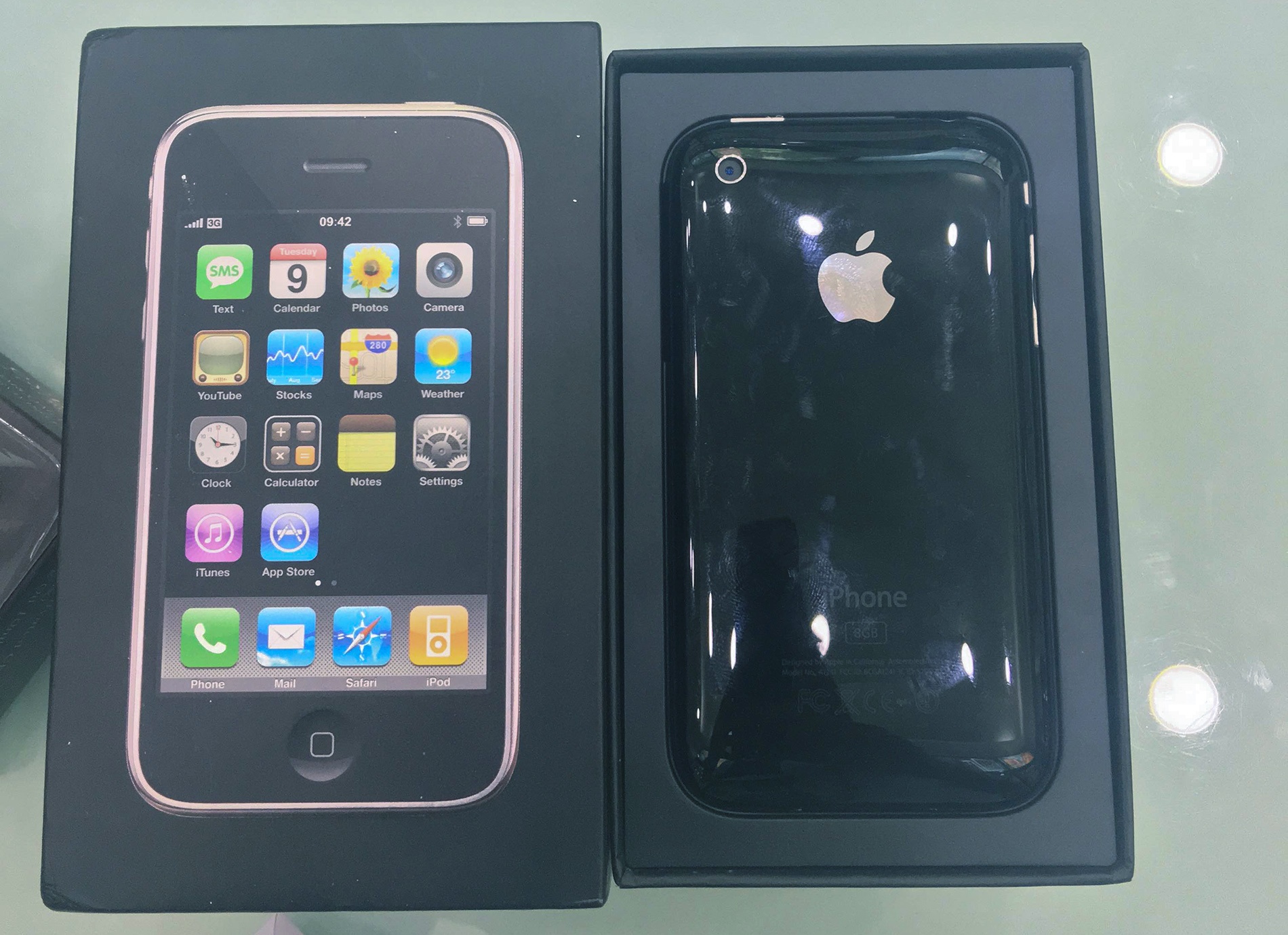 iPhone 3G hang suu tam gia 50 trieu tai Viet Nam hinh anh