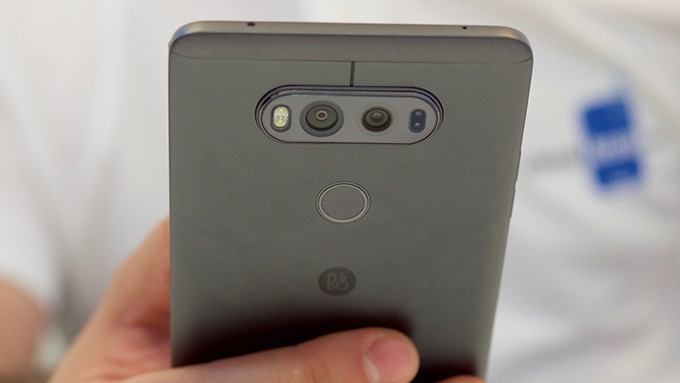 LG V20 ra mat voi thiet ke moi, camera kep hinh anh