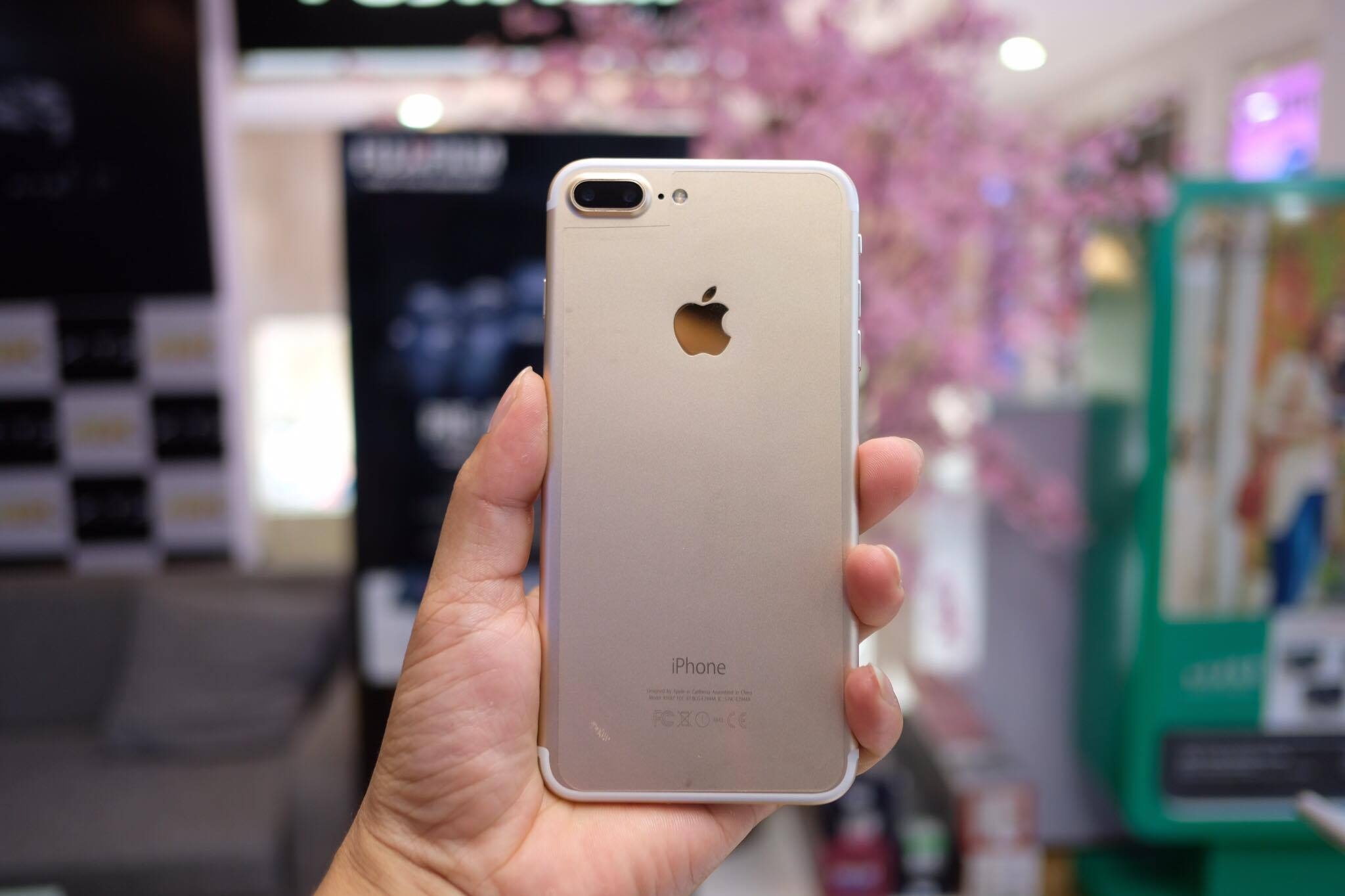 iPhone 7 Plus hang nhai anh 2