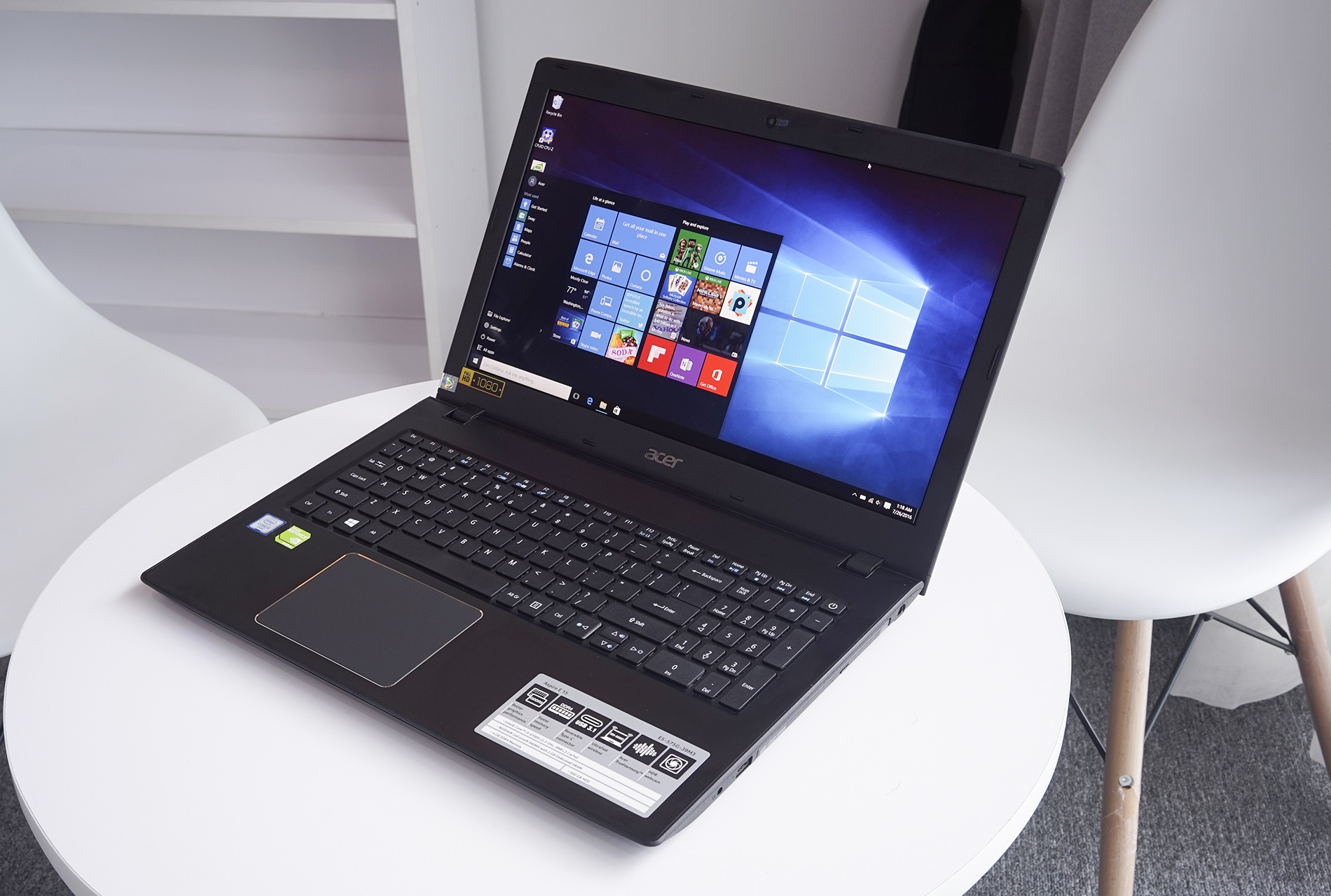 Acer tung laptop chay chip Skylake gia mem cho sinh vien hinh anh