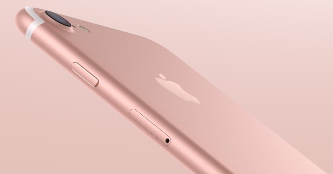 iPhone 7 da bi be khoa hinh anh