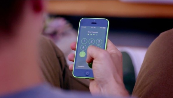 Muon thanh trieu phu USD, chi can hack iOS 10 hinh anh