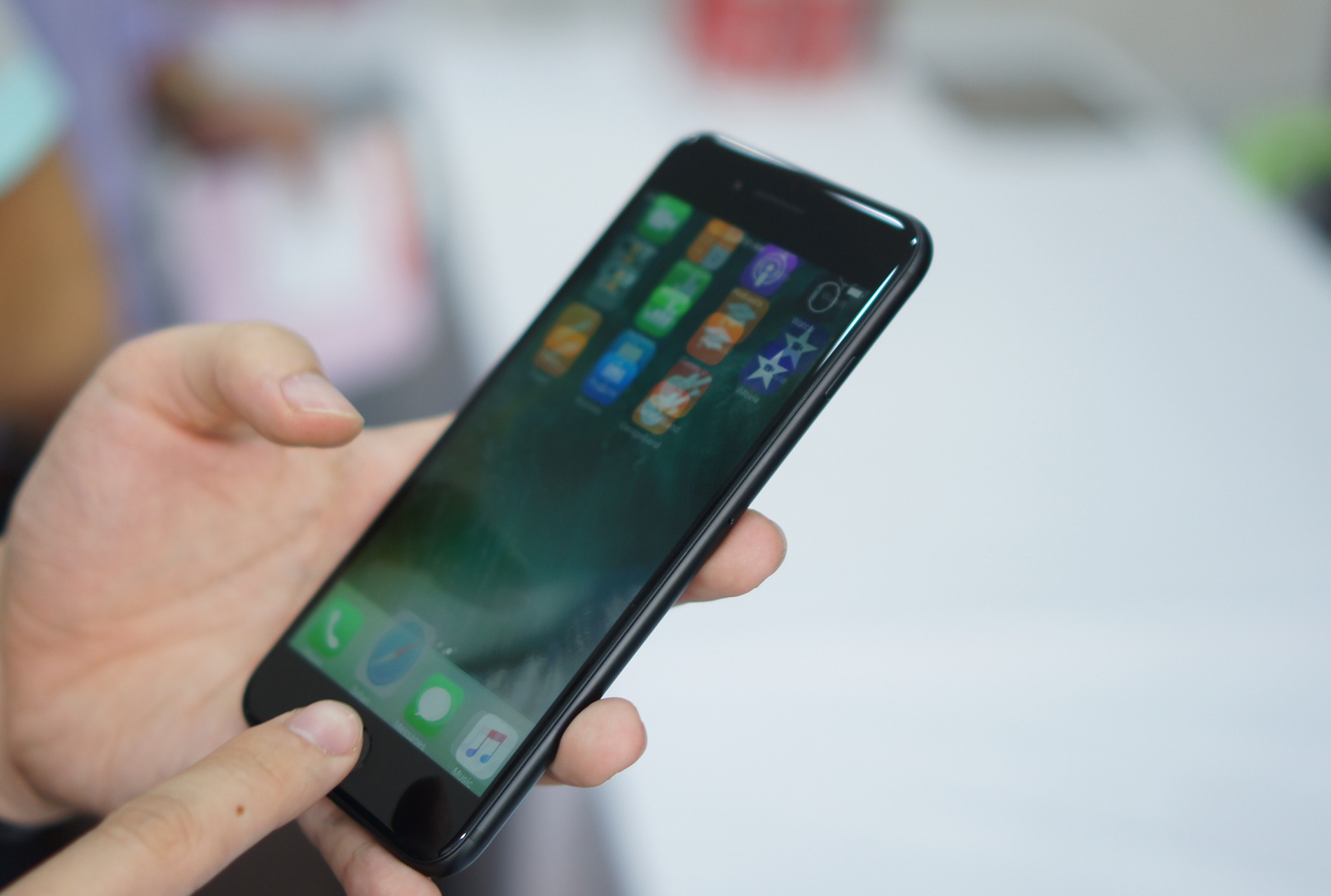 iPhone 7 Plus dung dau top 10 smartphone manh nhat the gioi hinh anh