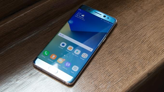 7 smartphone tot thay the Galaxy Note 7 hinh anh