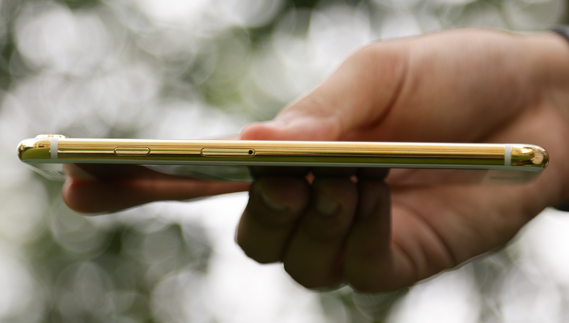 iPhone 7 Plus ma vang gia 180 trieu anh 8