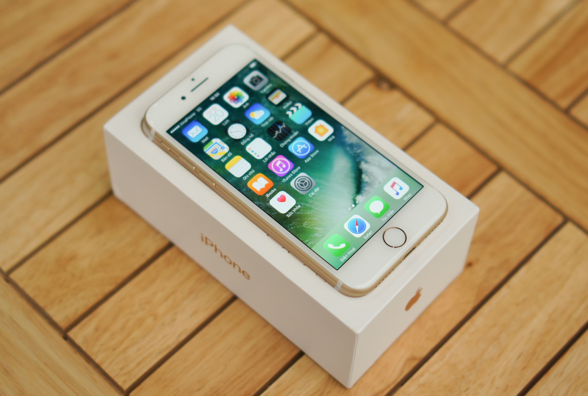 Mo hop iPhone 7 chinh hang anh 6