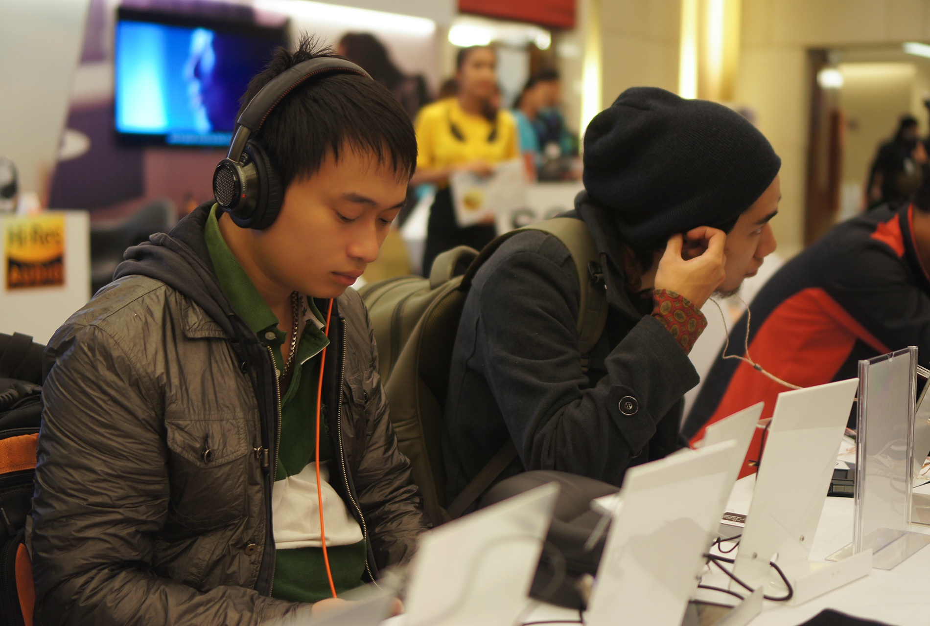 Tai nghe chat tai PAS Ha Noi anh 10