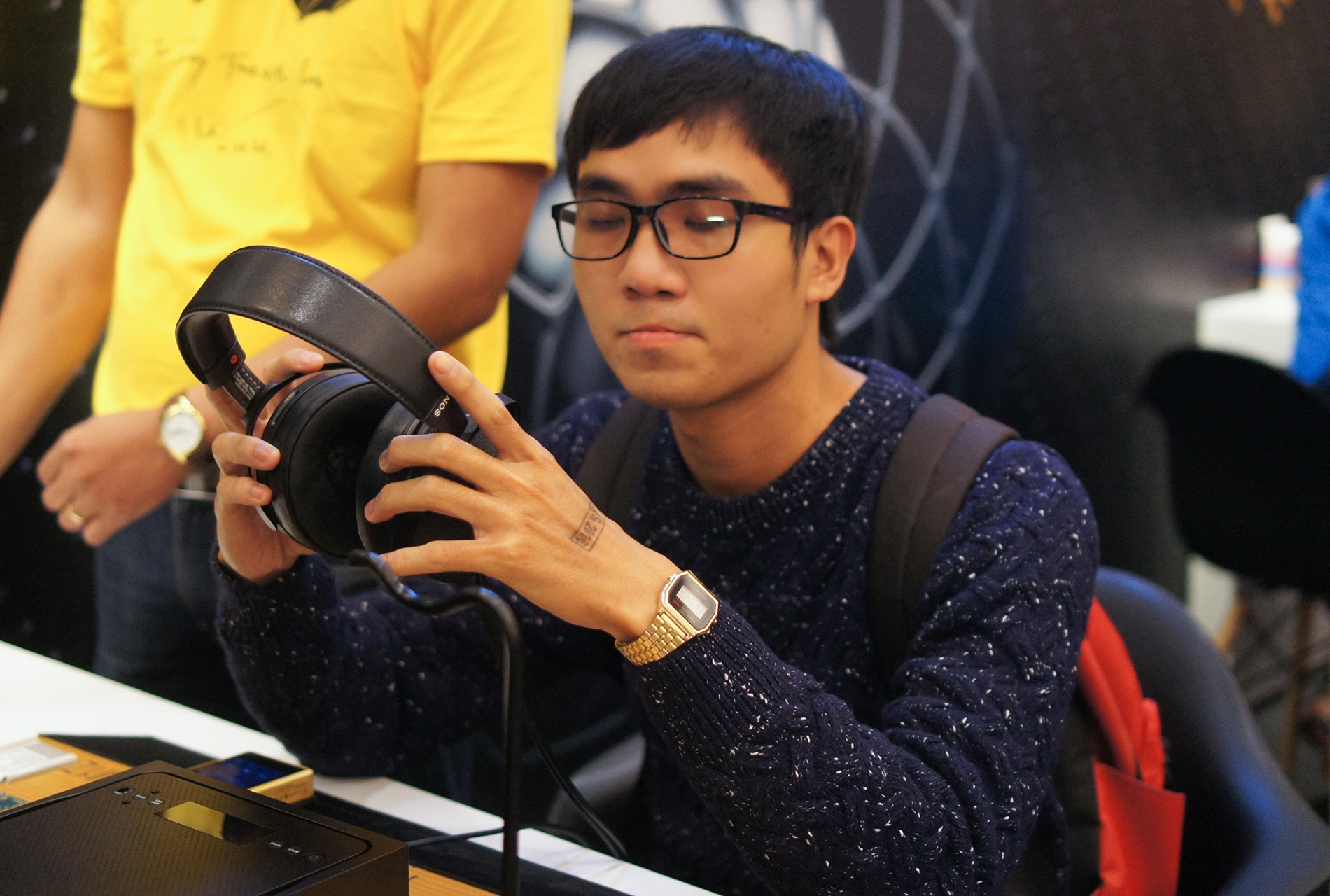 Tai nghe chat tai PAS Ha Noi anh 7