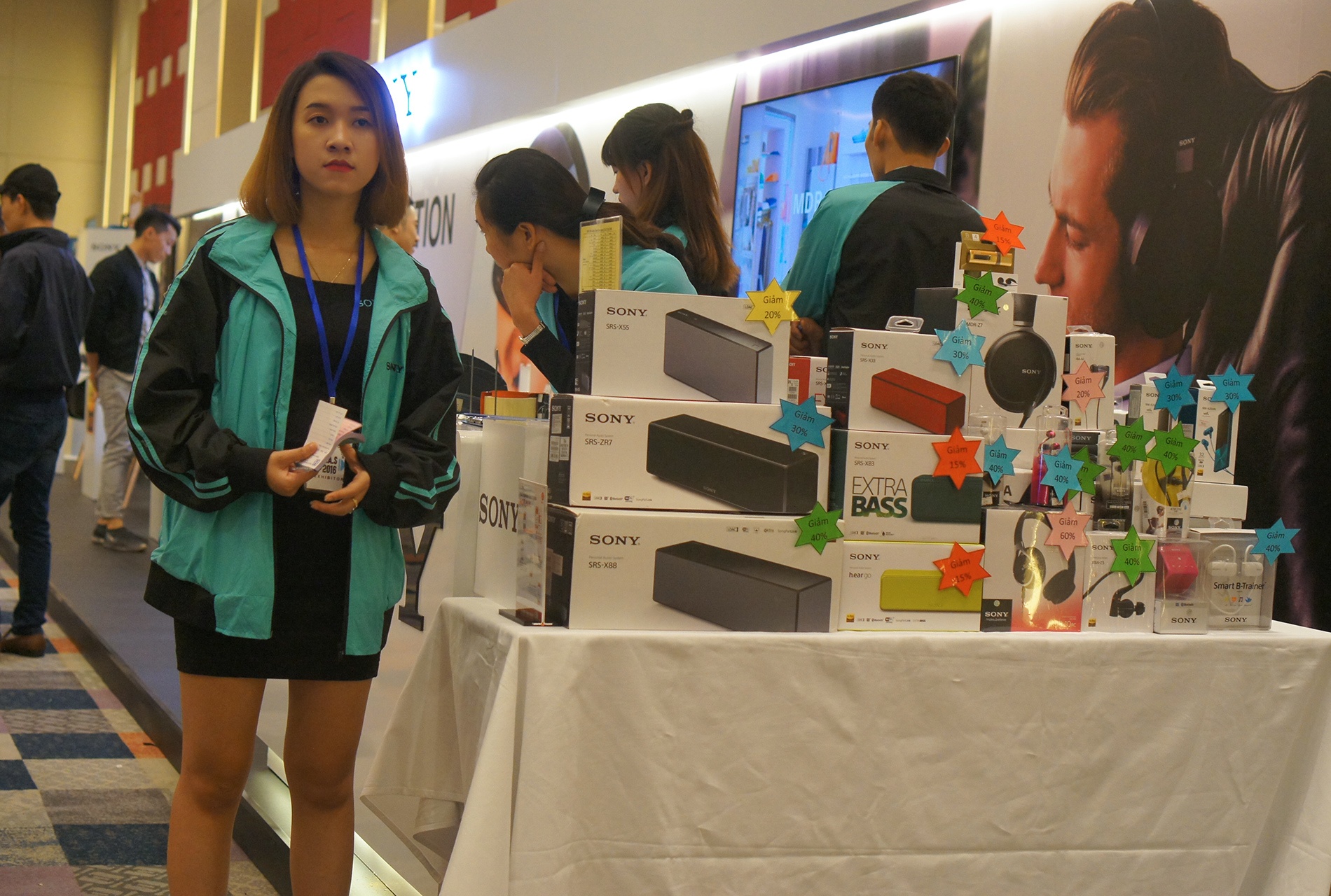 Tai nghe chat tai PAS Ha Noi anh 3