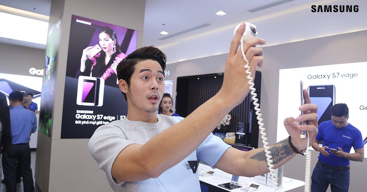 Galaxy Studio den Ha Noi anh 11