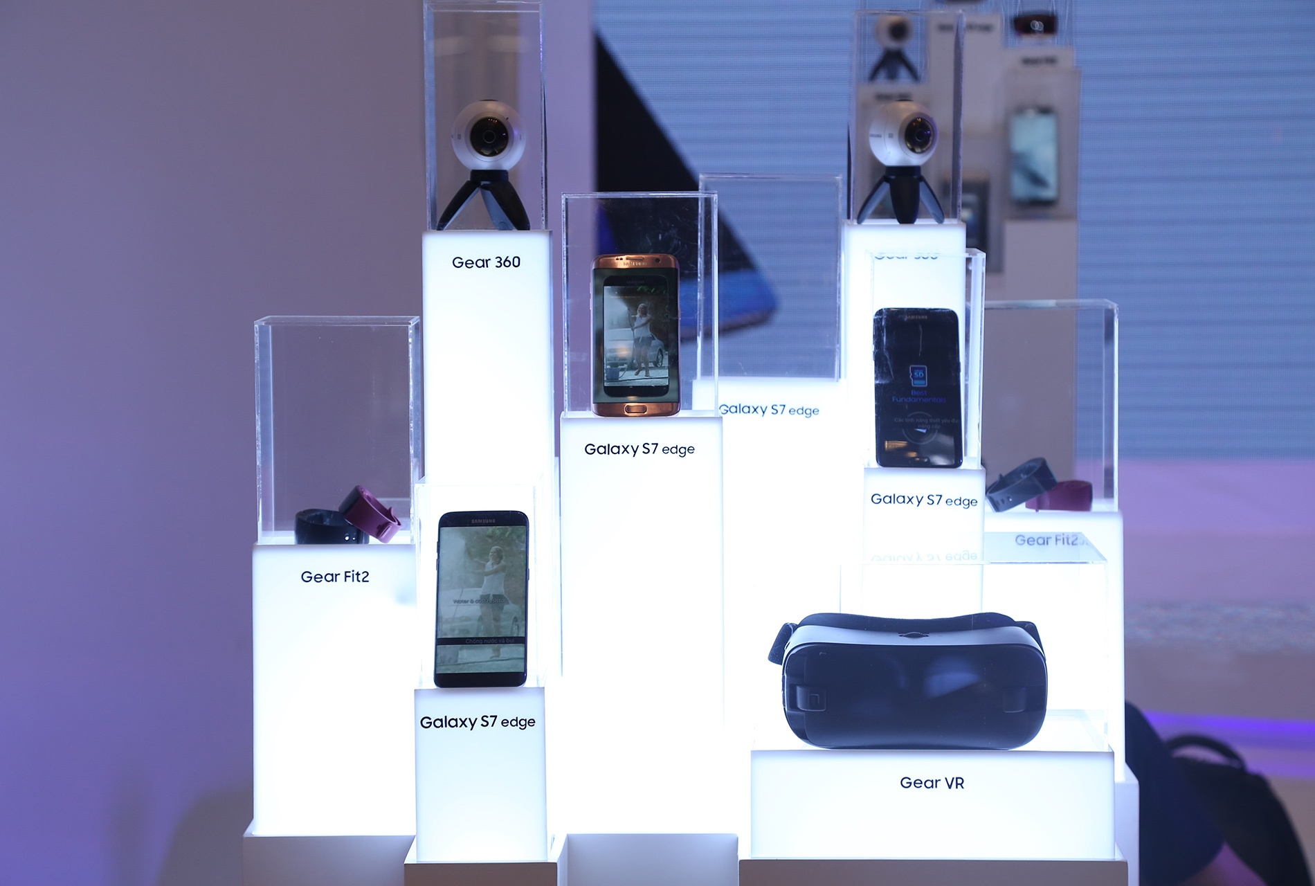 Galaxy Studio den Ha Noi anh 2