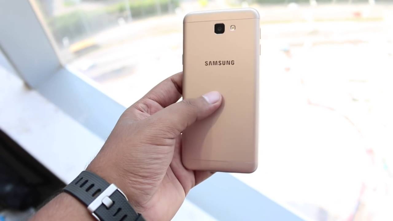 Galaxy J5 Prime ra mat tai VN, gia 4,9 trieu dong hinh anh