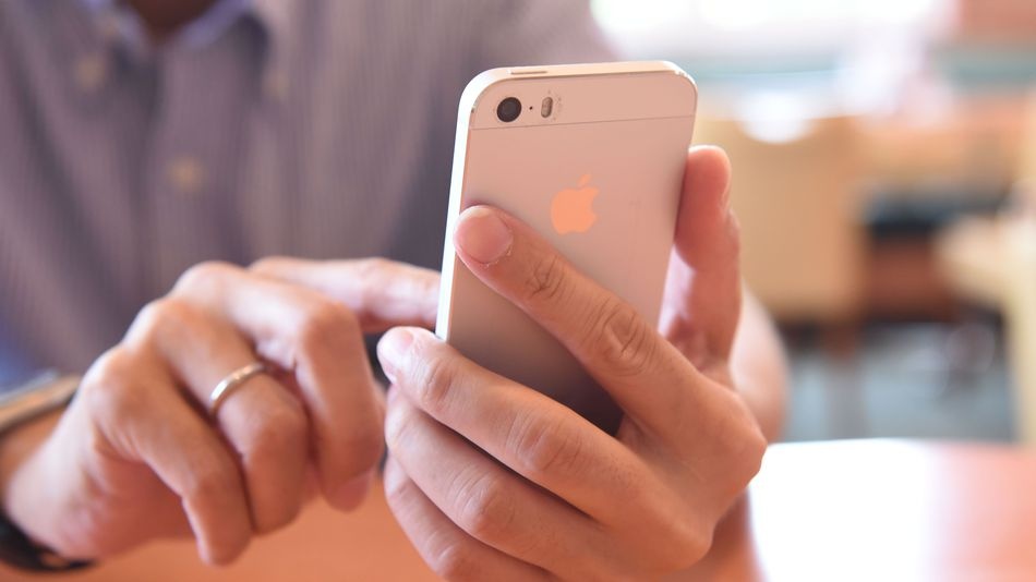 Ty phu An Do tang 3 thang 4G mien phi cho 52 trieu nguoi hinh anh