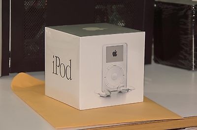 iPod doi dau chao gia 200.000 USD hinh anh