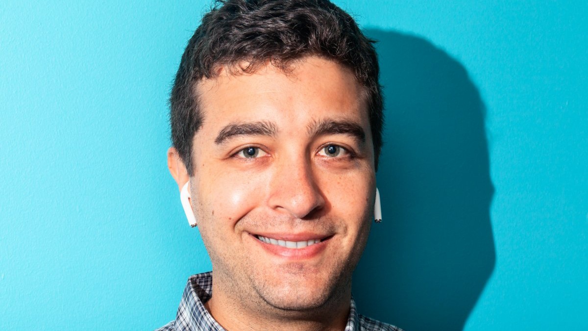 Earpod tot hon AirPod anh 4