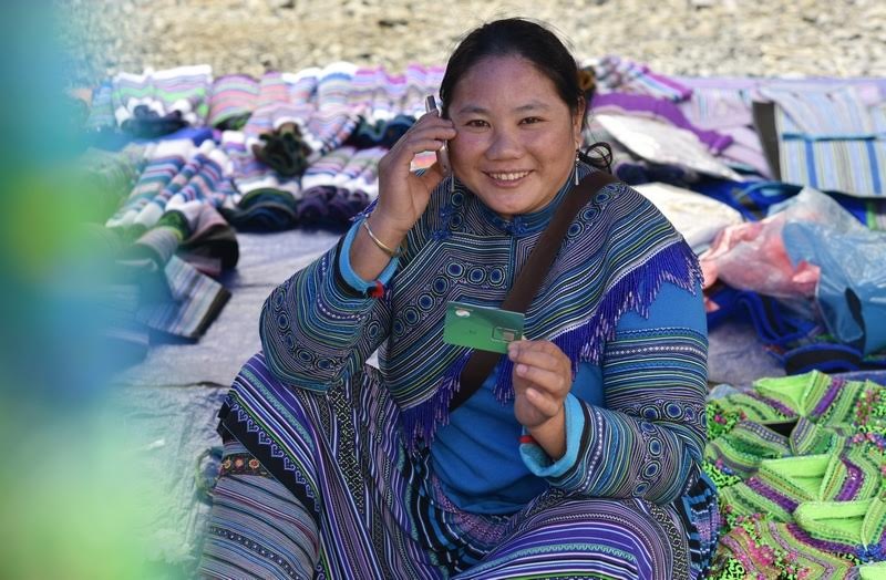 Nha mang dau tien bo cuoc roaming 3 nuoc Dong Duong hinh anh