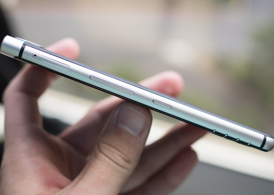 anh thuc te BlackBerry Mercury anh 5