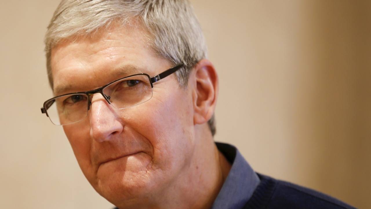 Tim Cook that thu do Apple khong dat doanh so hinh anh
