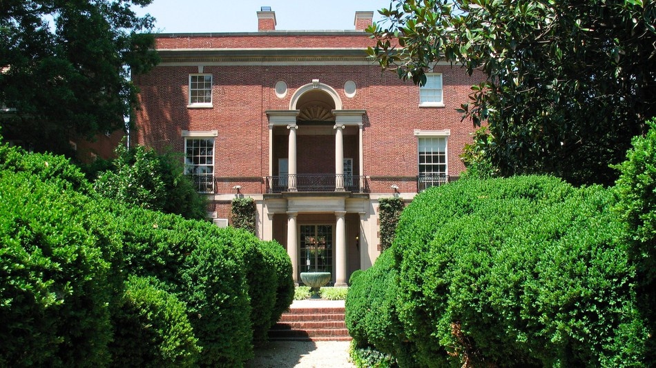 Ty phu Amazon mua bao tang de lam nha o hinh anh