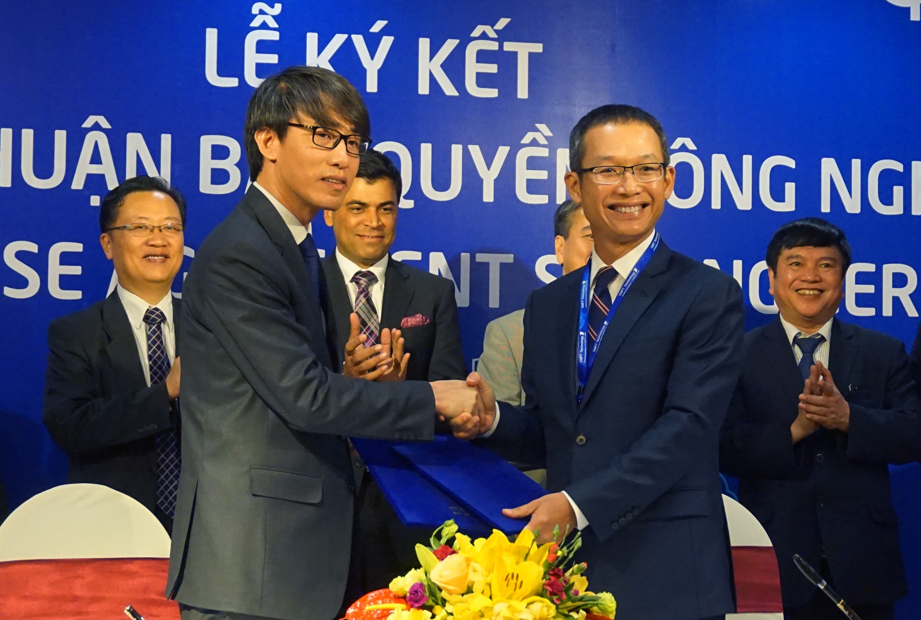 VNPT sap tung smartphone chip Qualcomm anh 1