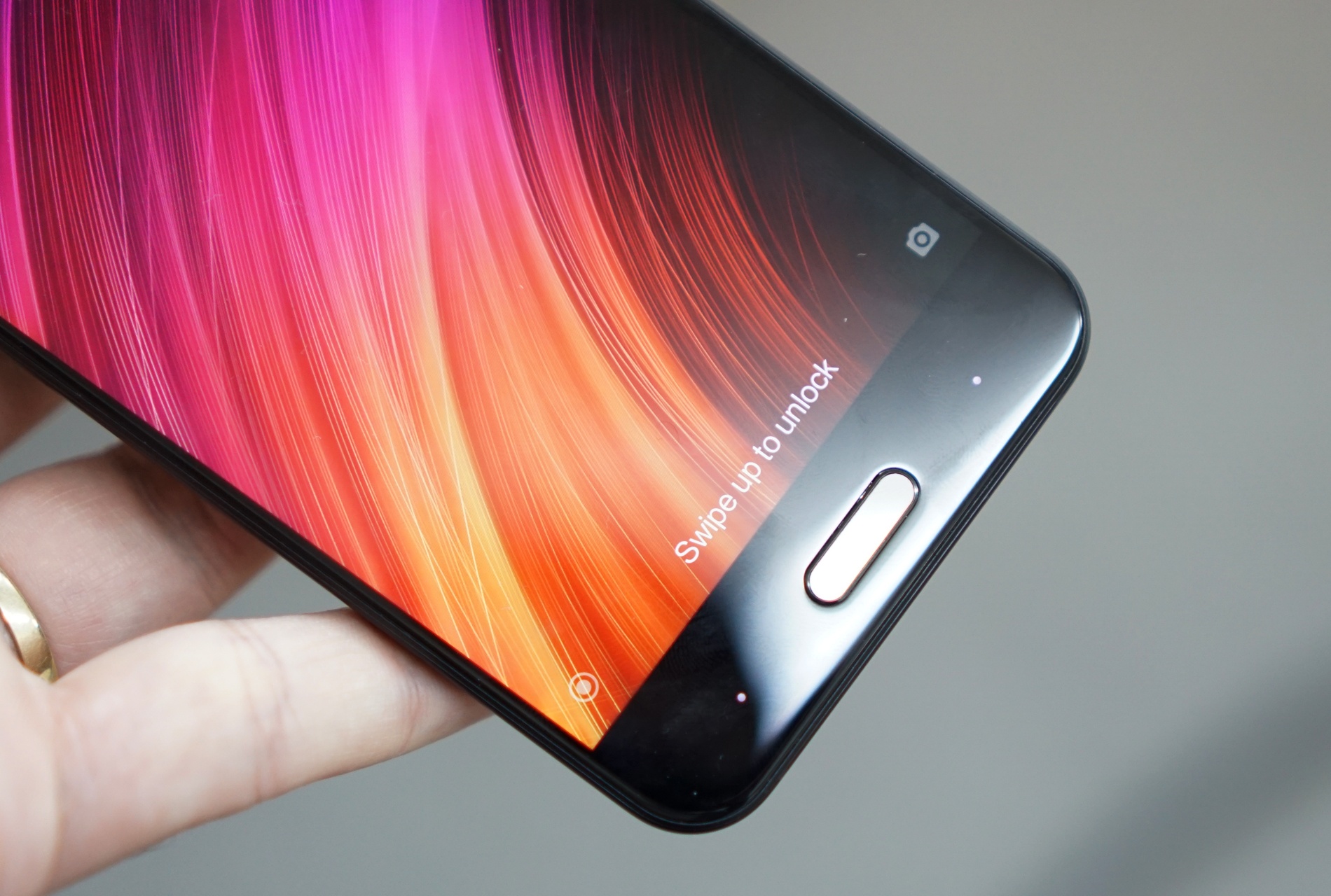 Gia Xiaomi Mi 5C anh 3