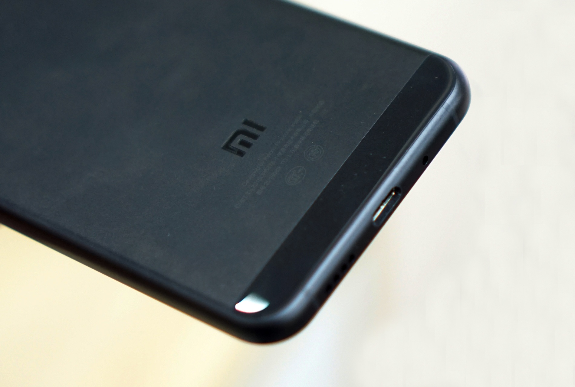 Gia Xiaomi Mi 5C anh 5