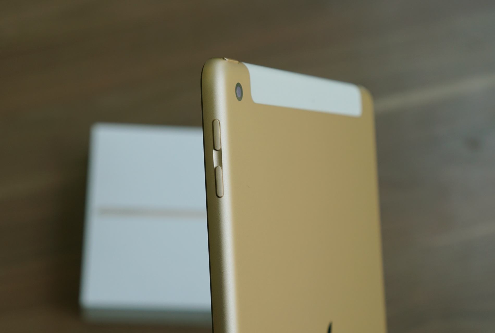 iPad 2017 gia gan 10 trieu anh 5