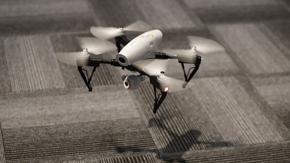 Canh sat My sap duoc trang bi drone voi vu khi giet nguoi hinh anh