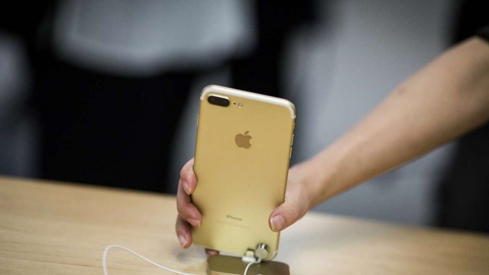 So phan nhung cong ty song ky sinh vao iPhone hinh anh