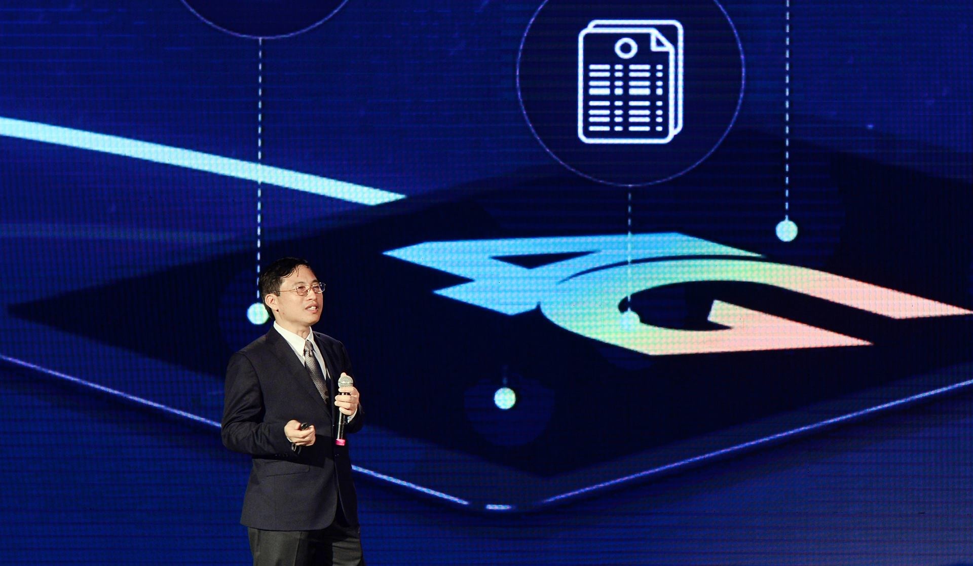 Viettel khai truong 4G, toc do trung binh 30-50 Mbps hinh anh