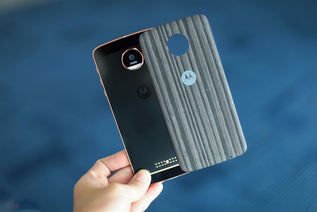 5 smartphone khong co giac cam tai nghe anh 2