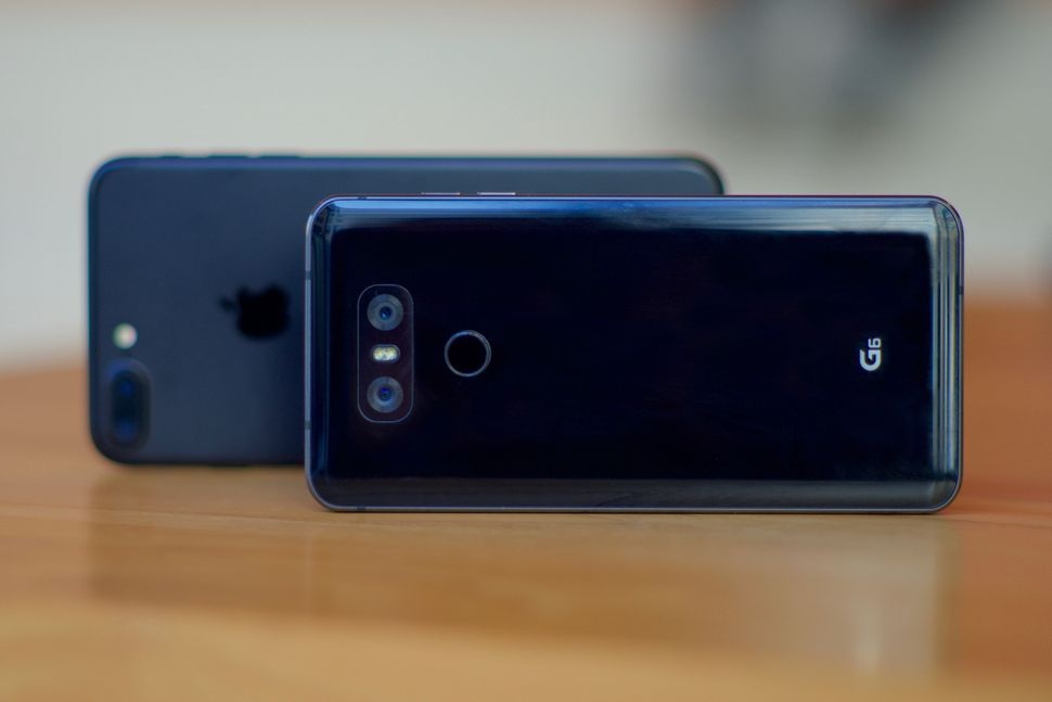 Sau camera kep, se co smartphone 3-4 camera hinh anh