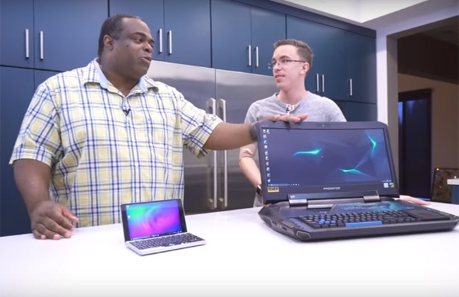 So sanh laptop lon nhat va nho nhat the gioi hinh anh