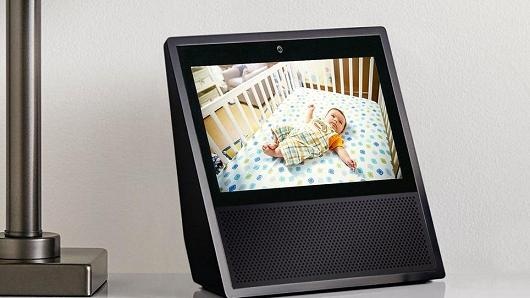 Loa thong minh Amazon Echo Show ra mat voi man hinh cam ung hinh anh