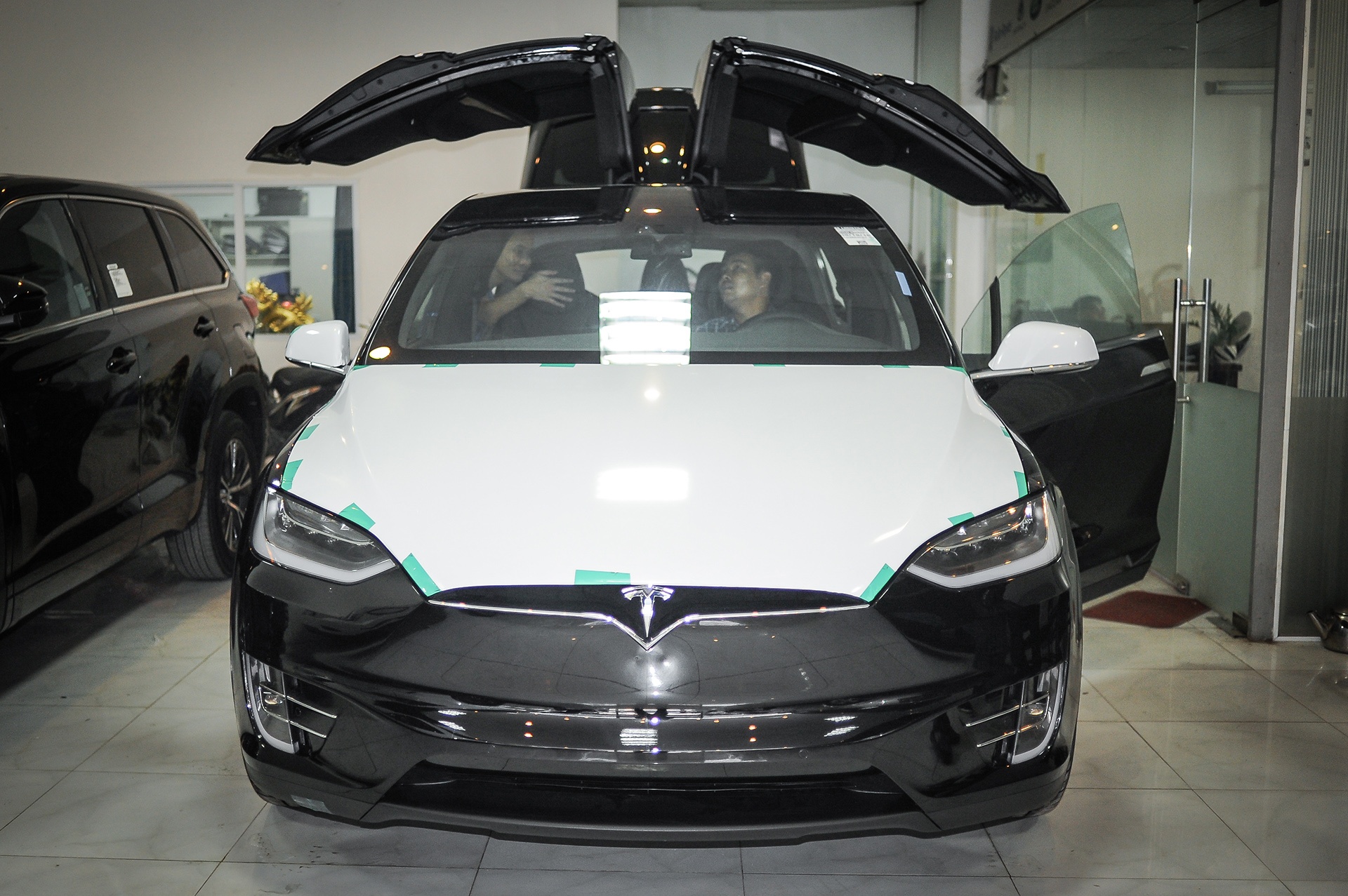 Tesla Model X về Hà Nội ảnh 1 Tesla Model X ve Ha Noi anh 1