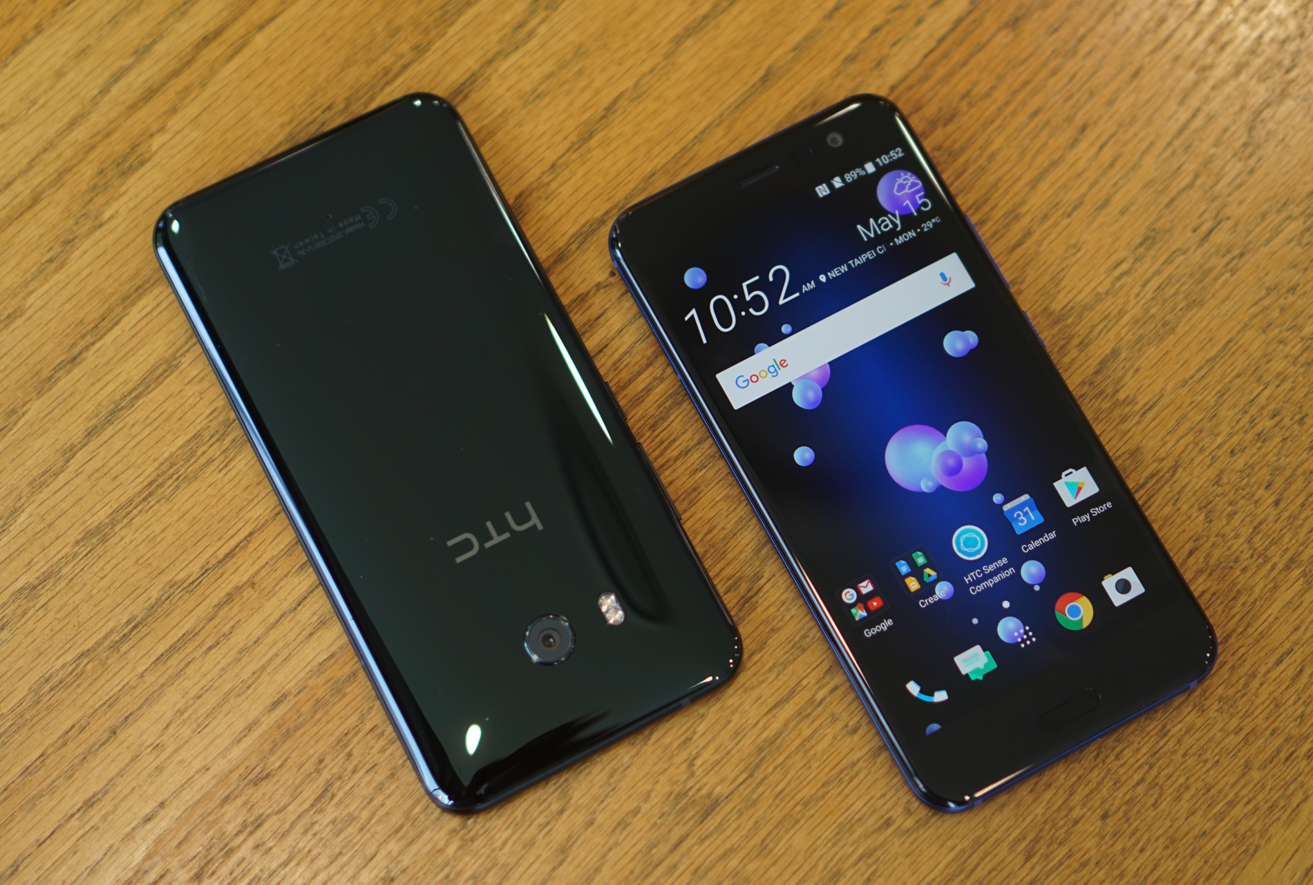 Anh thuc te HTC U11 anh 14