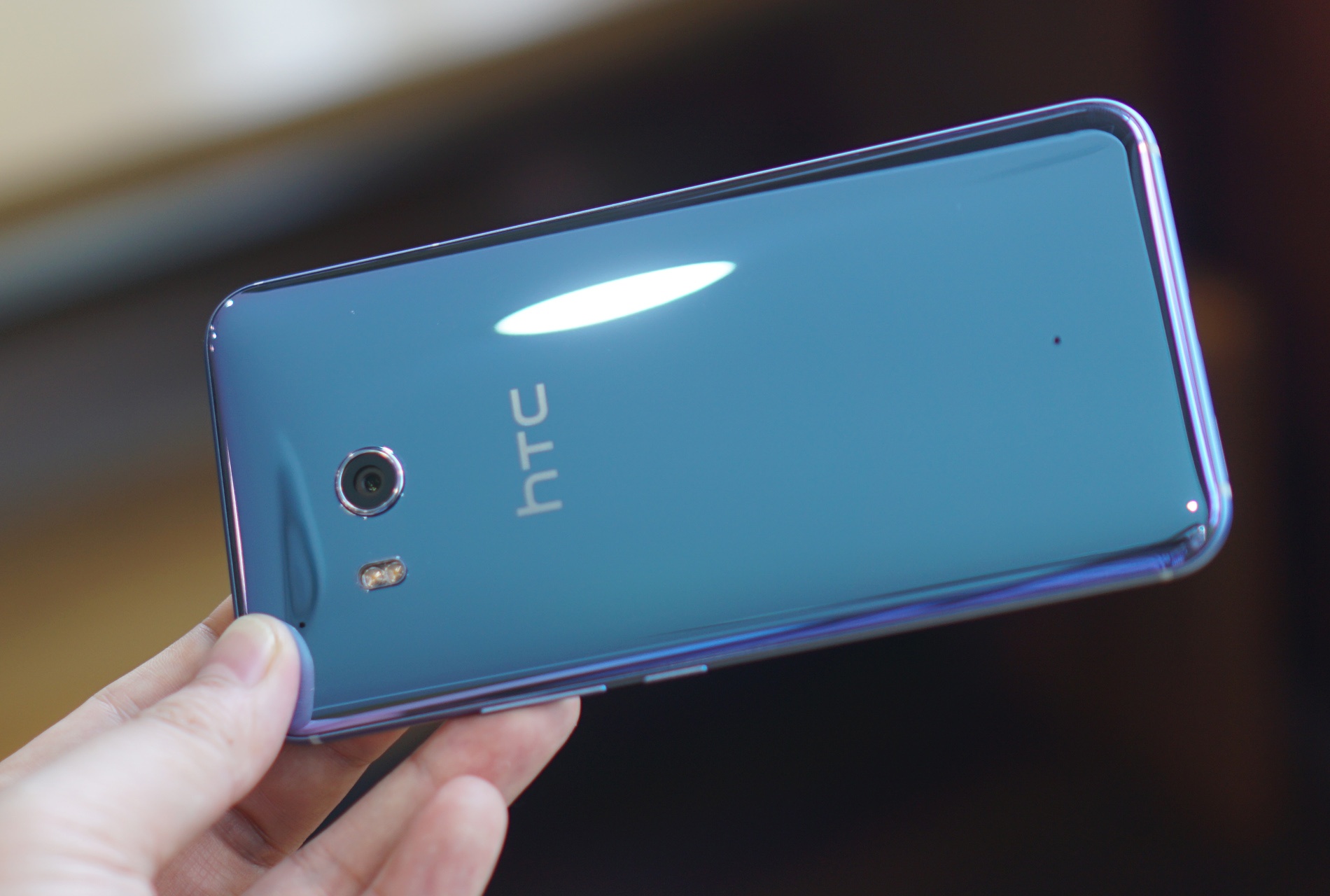 Anh thuc te HTC U11 anh 7
