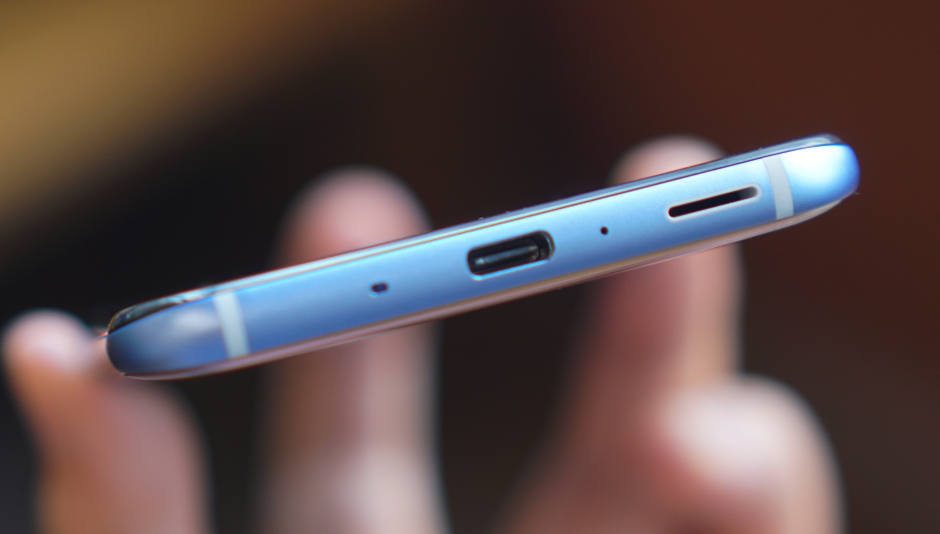 Anh thuc te HTC U11 anh 9