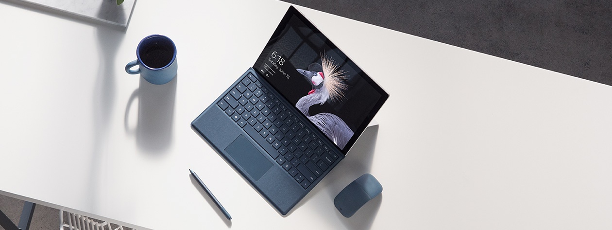 Surface Pro moi pin 13,5 tieng, gia tu 800 USD hinh anh
