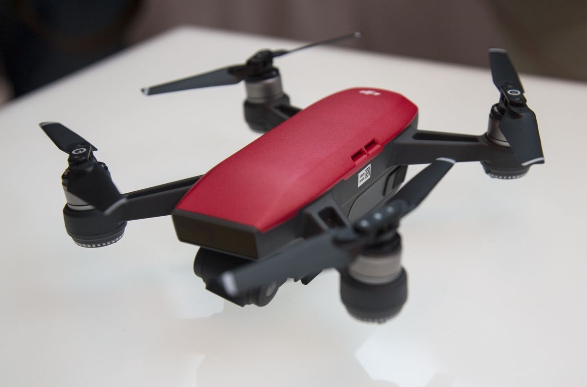 DJI Spark ra mắt ảnh 2 DJI Spark ra mat anh 2
