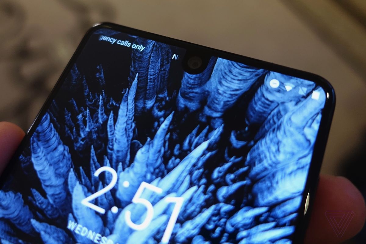 anh thuc te Essential phone anh 4