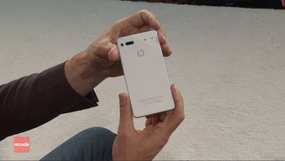 anh thuc te Essential phone anh 2