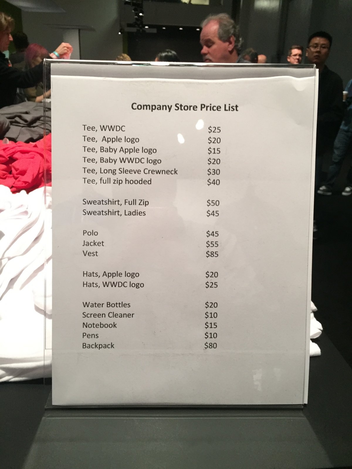 Apple ban do luu niem tai WWDC anh 4