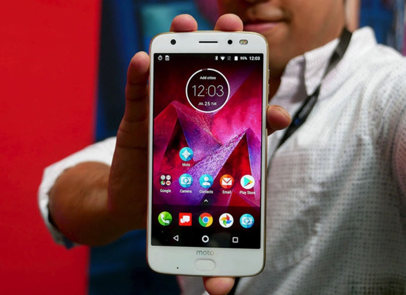 Moto Z2 Force ra mắt ảnh 1 Moto Z2 Force ra mat anh 1