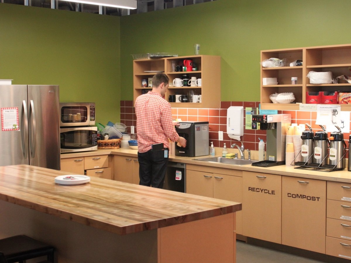 Jeff Bezos lam giau nhu the nao? anh 14