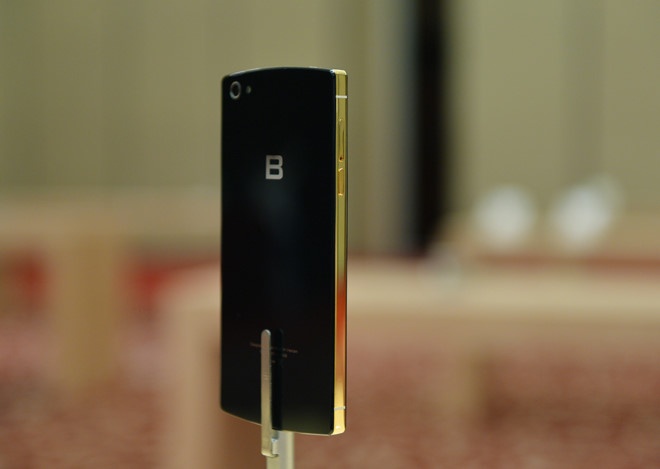 trac nghiem ve Bphone 1 anh 9