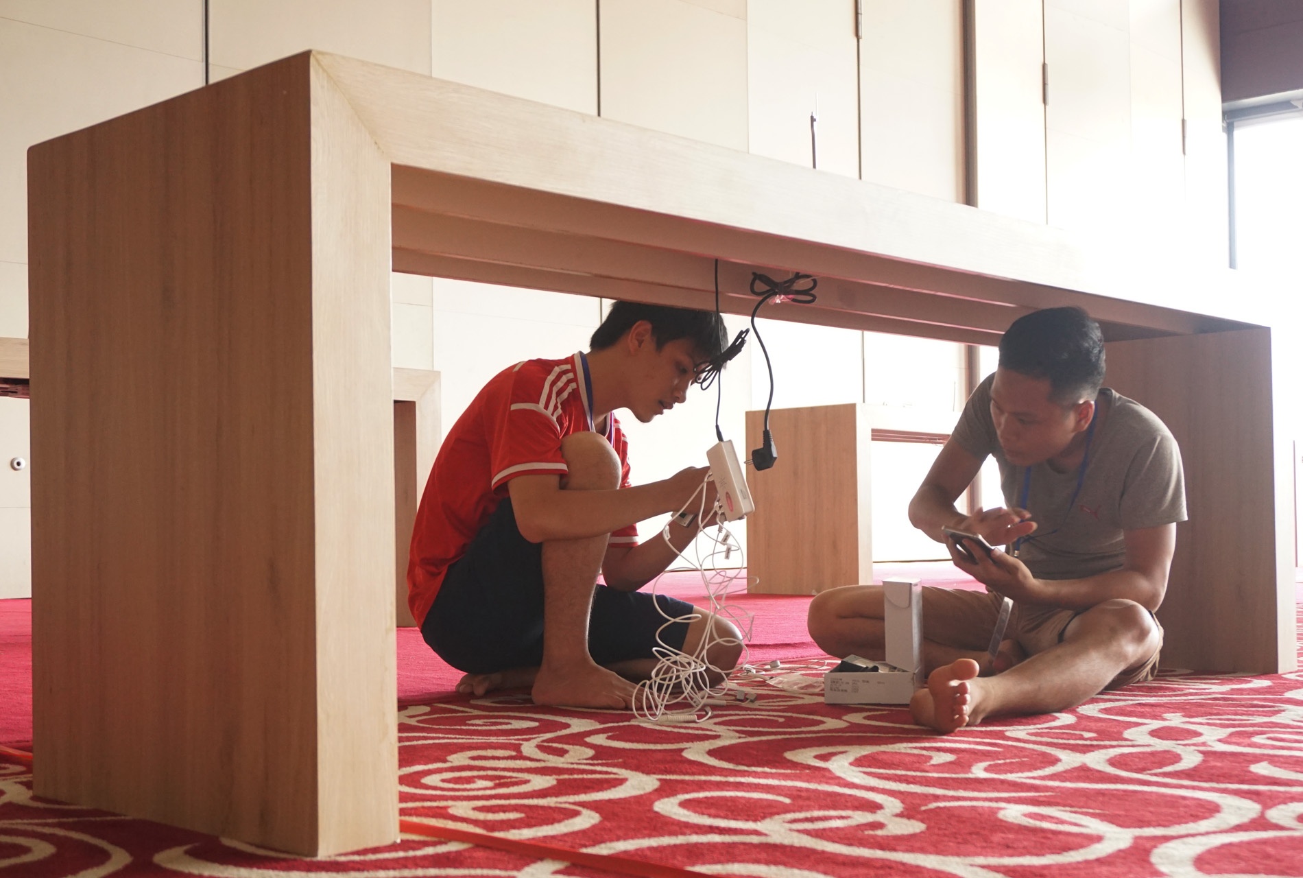 Khung canh noi dien ra su kien ra mat Bphone anh 9