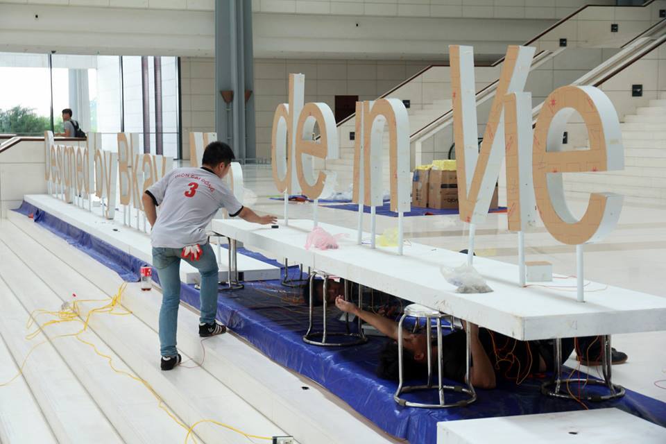 Noi dien ra su kien gioi thieu Bphone 2 truoc gio G hinh anh